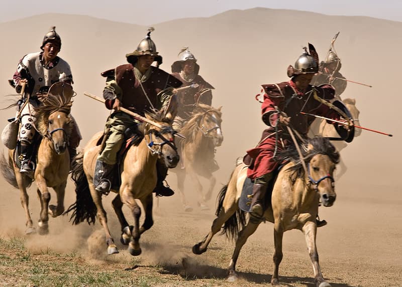 El período de los Xianbis y los Joujanes