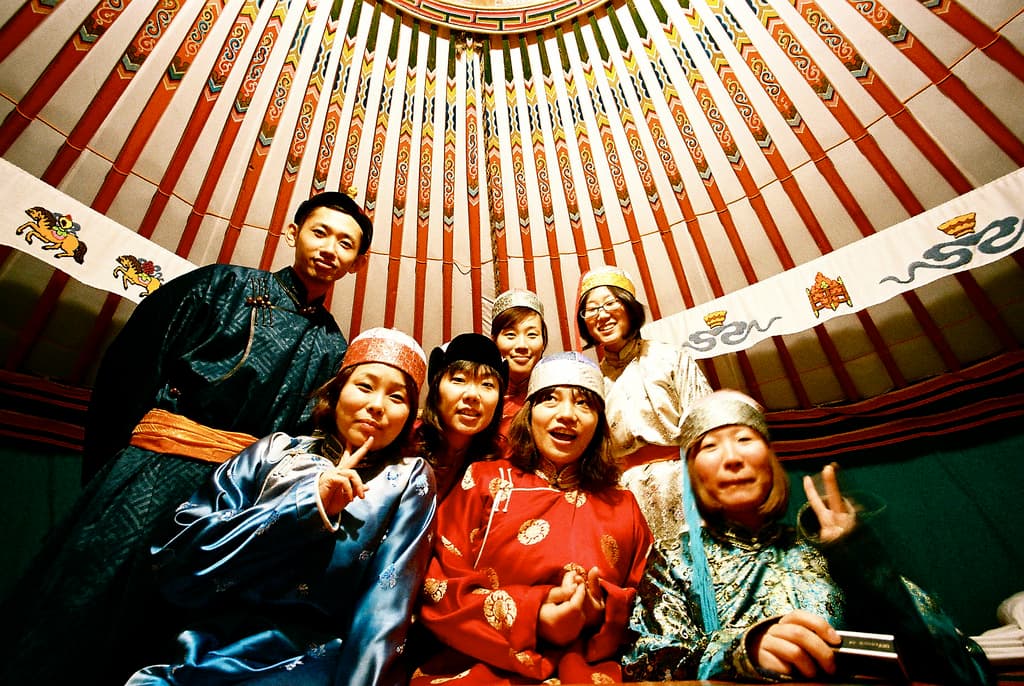 Los trajes tradicionales de Mongolia